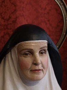 El naturalismo en el retrato de la santa de la Compañía de la Cruz