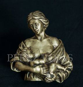 Relieve de la virtud de la Caridad obra de Pérez Rojas