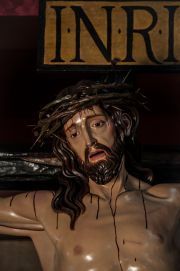 Cristo de la Divina Misericordia obra en madera de cedro policromada