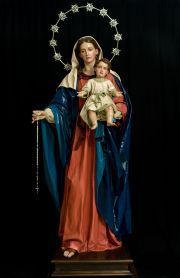 Virgen del Rosario realizada por Juan Alberto Pérez Rojas para Sevilla