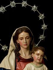 La Virgen del Rosario coronada con las doce estrellas