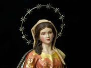 La Reina de la Familia coronada con doce estrellas