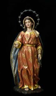 Escultura de la Reina de la Familia obra de Juan Alberto Pérez Rojas