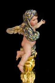 Vista del estofado del paño que luce el ángel mancebo de Málaga