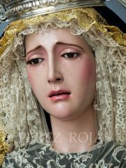 Bello rostro de la Mater Dolorosa