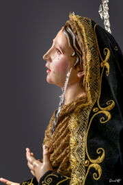 Perfil izquierdo de la Virgen de los Dolores