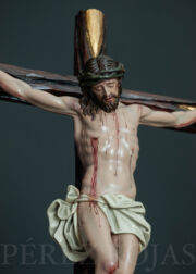 Detalles de la policromía al óleo del Cristo crucificado