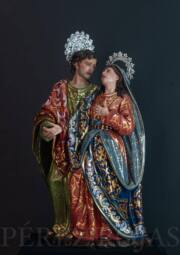 Virgen de los Dolores con San Juan Apóstol realizado en madera de cedro estofada y policromada